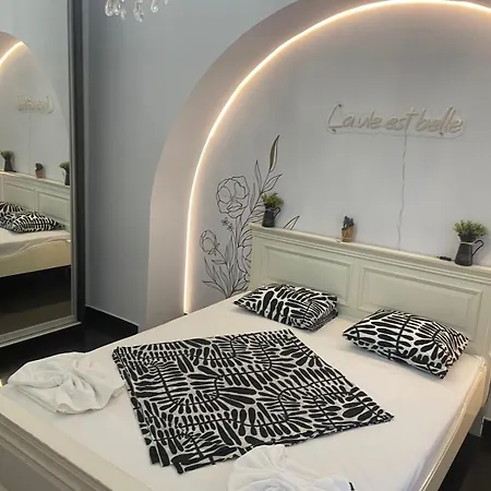 Appartement Ultracentral With 3 Bdrm For Up To 8 People *